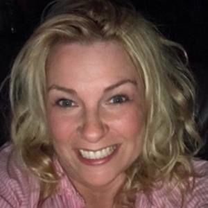 Meet your Posher, Denise